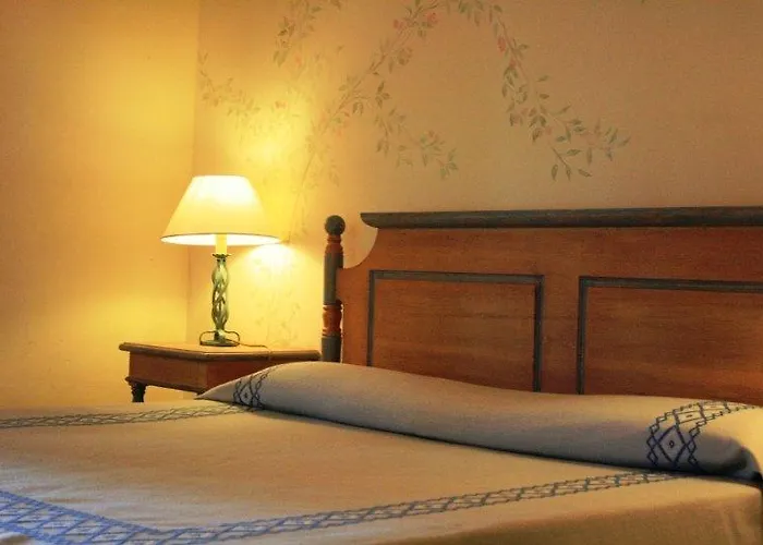 巴杰丽诺伊贾帝尼迪波托切尔沃酒店 4* 切尔沃港