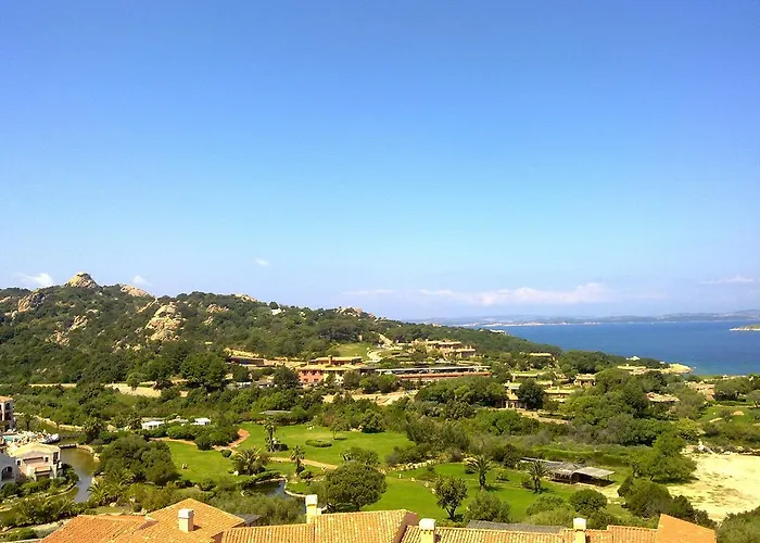 바가글리노 이 지아르디니 디 포르토 세르보 호텔 4*