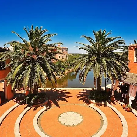 호텔 바가글리노 이 지아르디니 디 포르토 세르보 4*